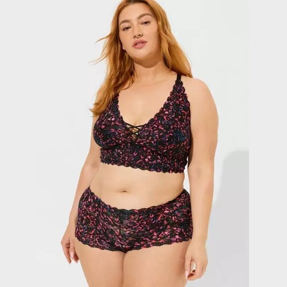 Torrid - XO Front Lace Bralette in Rainbow Leopard Rich Black​​​​ - Picture 10 of 13